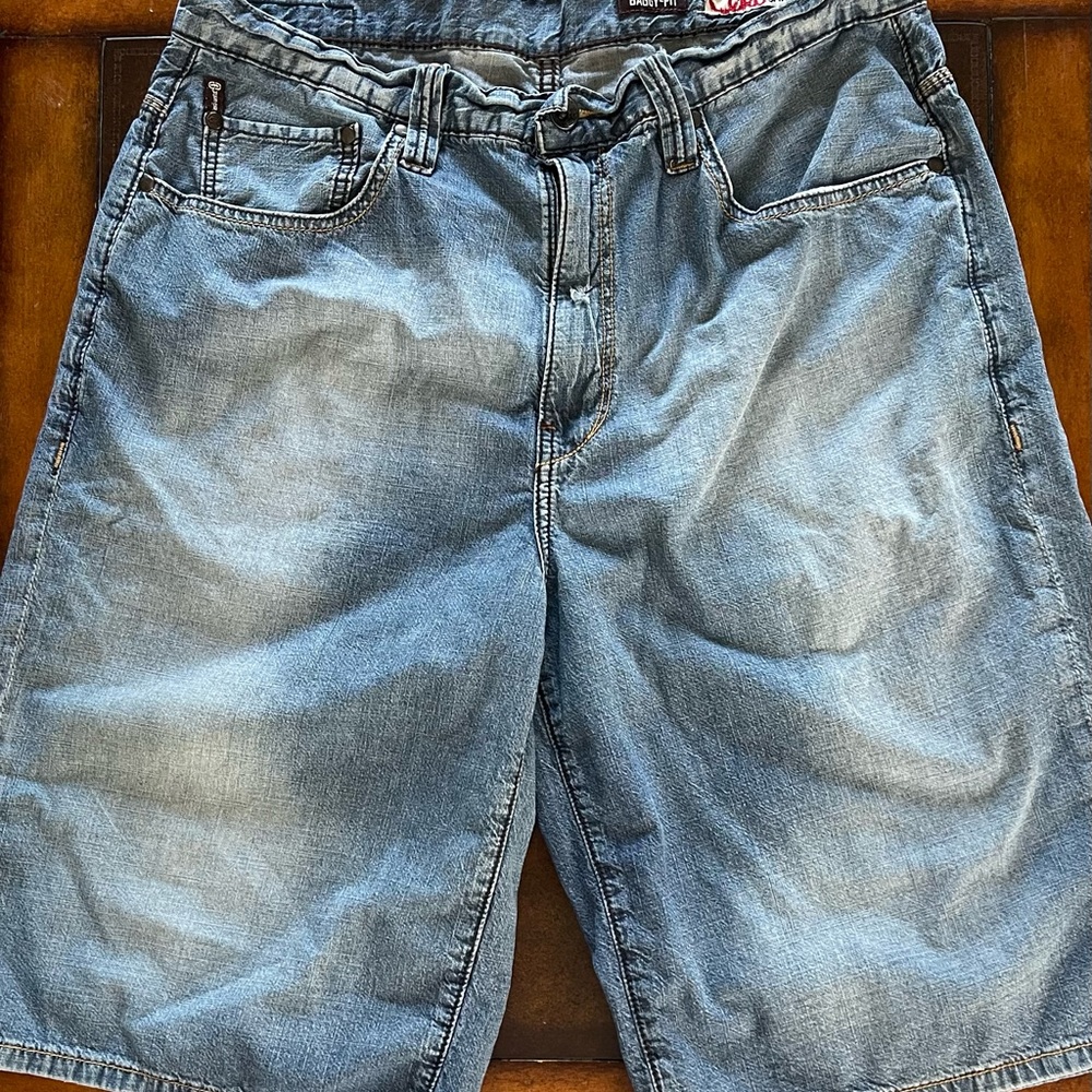 Retro baggy jean shorts